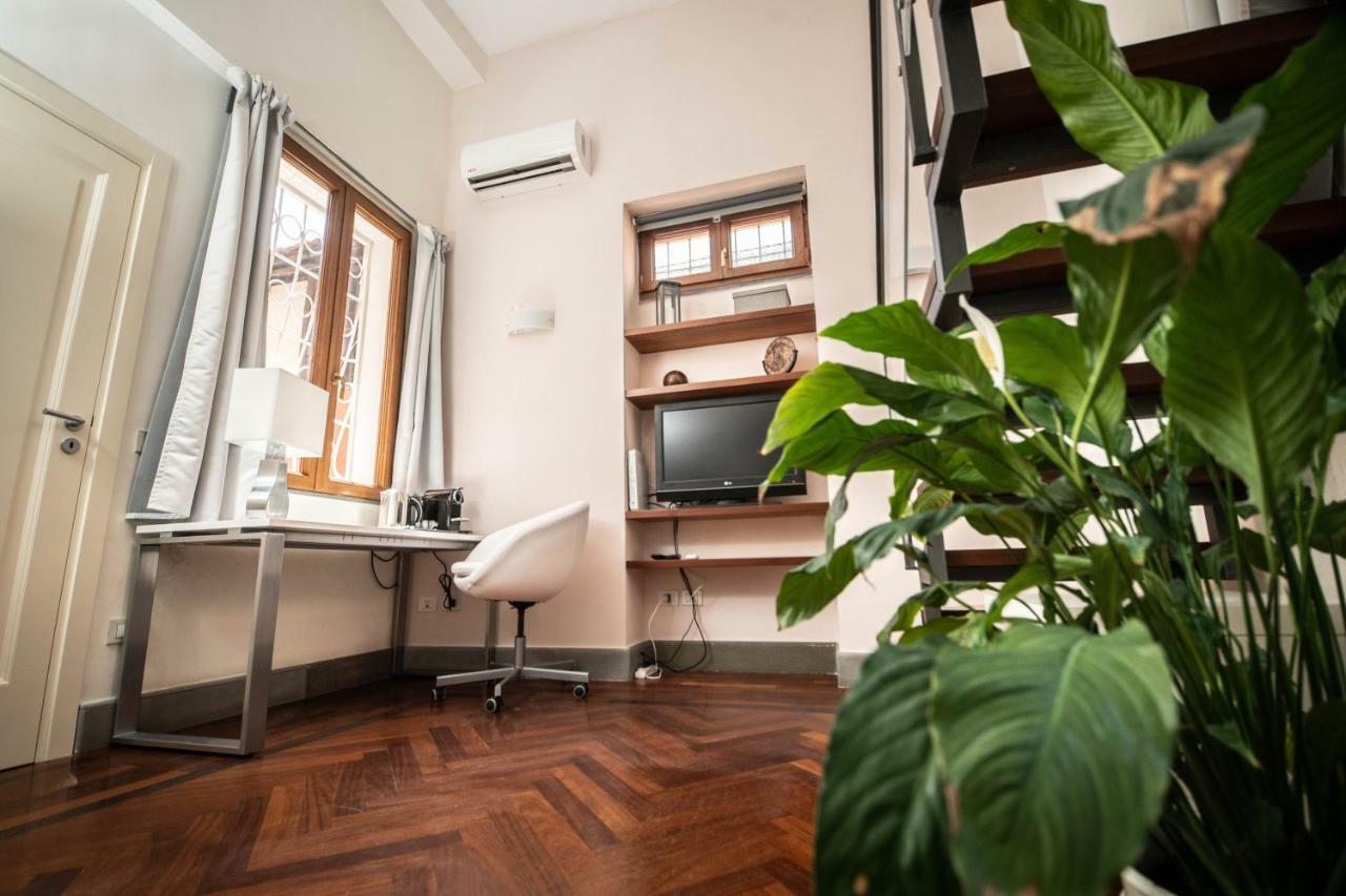 Suite Rodinò Nápoles Exterior foto